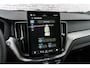 Volvo XC60 T8 Plug-in hybrid AWD Ultra Black Edition | Longe Range | Google | Bowers & Wilkins Audio | Massage | Adaptieve Cruise | Ventilatie Voorstoelen | Getint Glas | Memory | Pilot Assist | Elek. Achterklep | Sportstoelen | Schuif-/Kanteldak | Head-Up Display | Zitverlenging | Keyless | 22" LM