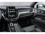 Volvo XC60 T8 Plug-in hybrid AWD Ultra Black Edition | Longe Range | Google | Bowers & Wilkins Audio | Massage | Adaptieve Cruise | Ventilatie Voorstoelen | Getint Glas | Memory | Pilot Assist | Elek. Achterklep | Sportstoelen | Schuif-/Kanteldak | Head-Up Display | Zitverlenging | Keyless | 22" LM
