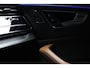 Audi RS Q8 4.0 TFSI B&O HUD Carbon ACC Panodak Leder Keyless Climate (4-zone) Elektr. bedienbaar achterklep Keyless Stoelventilatie Stoelverwarming Sportstoelen Plus Matrix LED LM velgen 23 inch BTW auto