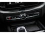 Volvo XC60 2.0 T6 Plug-in hybrid AWD Plus Black Edition | Premium Pack | Trekhaak | 360 Camera | Head Up Display | Panoramadak | Extra Getint Glas | 21" |