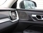 Volvo V60 T6 AWD Plug-in hybrid Plus Dark Automaat / Panoramadak / Trekhaak / 360* camera / Harman Kardon audio / Google Maps