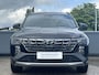 Hyundai Tucson 1.6 T-GDI HEV 230 PK N Line | 1650 kg trekvermogen | Geïntegreerde navigatiesysteem | Stoelverwarming | Android Auto & Apple Carplay | 19'' Lichtmetalen velgen |