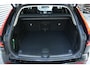 Volvo XC60 2.0 T8 Plug-in hybrid AWD Ultra Bright | lichtmetalen velgen 5-spaaks 21" | Luchtvering | Visual Park Assist (incl. 360º view) | Lederen Bekleding | Elektrisch Glazen Panorama-Dak | Trekhaak Elektrisch Uitklapbaar | Premium Audio by Harman Kardon | Head-Up Display | Electronic Climate Controle | Achterbank Verwarmd | Keyless Entry | Navigatiesysteem Full Map | Apple Carplay/Android Auto |