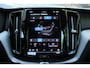 Volvo XC60 T8 Plug-in hybrid AWD Ultra Bright | Luchtvering | Visual Park Assist (incl. 360º view) | Lederen Bekleding | Elektrisch Glazen Panorama-Dak | Trekhaak Elektrisch Uitklapbaar | Premium Audio by Harman Kardon | Head-Up Display | Electronic Climate Controle | Achterbank Verwarmd | Keyless Entry | Navigatiesysteem Full Map | Apple Carplay/Android Auto | 21 inch lichtmetalen velgen 5-spaaks