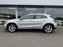 Mercedes-Benz GLA 180 Business Solution AMG automaat / panoramadak , apple-carplay, achteruitrijcamera
