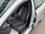 Mercedes-Benz GLA 180 Business Solution AMG automaat / panoramadak , apple-carplay, achteruitrijcamera
