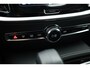 Volvo V60 T6 Recharge Plus Dark | Long Range | Pilot Assist | Stoel + stuurver. | 19'' | H&K Audio |