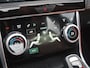 Jaguar XE 2.0 P250 HSE | R-Dynamic | Panoramadak | Camera | Apple Carplay | Cruise Control | Leer | Automaat |