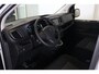 Peugeot e-Expert EV L2 75 kWh 5,9% RENTE | Navi | Parkeerhulp achter | Airco | Zijschuifdeur rechts | Stoelen voor |