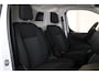 Peugeot e-Expert EV L2 75 kWh 5,9% RENTE | Navi | Parkeerhulp achter | Airco | Zijschuifdeur rechts | Stoelen voor |