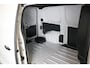 Peugeot e-Expert EV L2 75 kWh 5,9% RENTE | Navi | Parkeerhulp achter | Airco | Zijschuifdeur rechts | Stoelen voor |