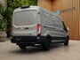 Ford Transit 350 L3H2 | 165PKFWD | Raptor Grille | 19'inch | Volledig Leder | Zwarte accenten rondom | Achteruitrijcamera | Airco (automatisch) | Apple Carplay/Android Auto
