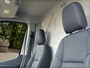 Ford Transit 350 L3H2 | 165PK FWD | Raptor Grille | 19inch | Volledig Leder | Zwarte accenten rondom | Achteruitrijcamera | Airco (automatisch) | Apple Carplay/Android Auto