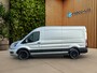 Ford Transit 350 L3H2 | 165PK FWD | Raptor Grille | 19inch | Volledig Leder | Zwarte accenten rondom | Achteruitrijcamera | Airco (automatisch) | Apple Carplay/Android Auto