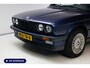 BMW 3-Serie Cabrio 320i E30 6 cilinder handgeschakeld! Grijs lederen interieur, Stuurbekrachtiging, Electrische ramen, 15 inch honingraatwielen