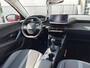 Peugeot 2008 1.2 PureTech Allure | Achterbank in delen neerklapbaar | Achteruitrijcamera | Airco (automatisch) | Achterbank in delen neerklapbaar | Achteruitrijcamera | Airco (automatisch)