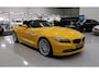 BMW Z4 Roadster sDrive20i Executive Sportstoelen Leer/Alcantara Automaat Boekjes aanwezig Atacama Geel Stoelverwarming Breedset 19 inch Airco Parkeersensoren Windscherm