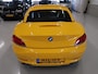 BMW Z4 Roadster sDrive20i Executive Sportstoelen Leer/Alcantara Automaat Boekjes aanwezig Atacama Geel Stoelverwarming Breedset 19 inch Airco Parkeersensoren Windscherm