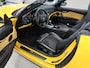 BMW Z4 Roadster sDrive20i Executive Sportstoelen Leer/Alcantara Automaat Boekjes aanwezig Atacama Geel Stoelverwarming Breedset 19 inch Airco Parkeersensoren Windscherm