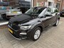 Volkswagen T-Roc 1.0 TSI Style Business | navigatie | cruise control | parkeer sensoren | trekhaak meerprijs 899.00 euro