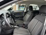 Volkswagen T-Roc 1.0 TSI Style Business | navigatie | cruise control | parkeer sensoren | trekhaak meerprijs 899.00 euro