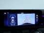 Mercedes-Benz CLA 250 e Star Edition AMG Line | Keyless GO | Sfeerverlichting | Dode Hoek Ass | Stoelverwarming | Parkeerpakket met Camera | Car Play | Inclusief 24 maanden Mercedes-Benz Certified garantie voor Europa.