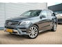 Mercedes-Benz ML-klasse 500 AMG Panoramadak Adapt. Cruise Camera Leer Luchtvering Trekhaak