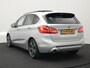 BMW 2-Serie Active Tourer 225xe iPerformance Sportline Plug In Hybrid 225pk PHEV | Panodak | Sportstoelen Memory | Camera | Stoelverwarming | Navi Full Map | Keyless | LED |