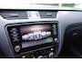 Skoda Octavia Combi 1.0 TSI Greentech Ambition Business | DSG | Cruise control | NAVI | Bluetooth |