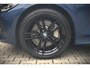 BMW 3-Serie Touring 330e High Executive Sportline | Keyless | PDC | Leer | Hifi | Ambiance Verlichting | Stoelverwarming | Adaptive Cruise Control | BTW | LED | Shadow Line | Navigatie Prof. | DAB |