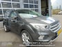 Ford Kuga 1.5 EcoBoost Titanium | Carplay | Keyless | Trekhaak | Cruise + Climate Control | Sensoren V +A + Camera | Parkeerhulp
