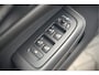 Volvo V60 2.0 B3 R-Design | Panoramadak | Harman Kardon | Keyless | Memory Stoel | Elektrische Stoelen | Stuurverwarming | Stoelverwarming | Camera | Adaptive Cruise Control | Leer | LED | DAB | Parkeensensoren | Appl