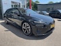 Audi A6 Avant e-tron S edition 83 kWh l Park assist plus l Elektrische stoelverstelling met geheugen voor bestuurdersstoel l Adaptieve rij-assistent plus l Optiekpakket Zwart l 360 graden camera l Tech Pro pakket l Sportstoel leder zwart l Privacy glas l Adaptive air suspension l Elektr. verstelbaar stuurwiel l 21 inch lichtmetalen wielen