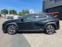 Lexus UX 250h Comfort Line | Met o.a. elektrische achterklep, achteruitrijcamera, navigatie, stoelventilatie en verwarming!