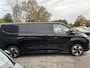 Ford Transit Custom 320 2.5 PHEV L2H1 Sport DC | SCI | 233pk | | Dubbele Cabine | Dubbele zijschuifdeur | Inklapbare trekhaak | 19 inch lichtmetalen Sport velgen (mat zwart) | Verwarmbaar stuurwiel | Navigatie systeem