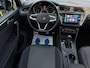 Volkswagen Tiguan 1.5 TSI Life Business / Pano / IQ Light / Trekhaak