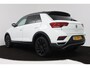 Volkswagen T-Roc 1.0 TSI Sport (PARKEERSENSOREN, NAVIGATIE, ACHTERUITRIJCAMERA, DIGITAAL DASHBOARD, CRUISE CONTROL, NL-AUTO)