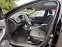 Volvo V40 Cross Country 2.0 T4 AWD ACC Panorama BLIS PDC camera