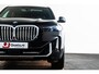 BMW X5 xDrive50e Trekhaak - Panoramadak - Parking/Driving Assistant Professional - Active Protection - Comfort Access - Soft close - Ambiance verlichting - Getinte/Geluiddempende Ruiten - Warmte Comfort Pack -