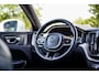 Volvo XC60 2.0 T5 AWD 3xR-Design PANO/LUCHTVERING/TREKHAAK/ACC/FOUR-C/21"/BLIS/INTELLISAFE 360/CAMERA/XENIUM PAKKET/VOLVO ONDERH