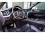 Volvo XC60 2.0 T5 AWD 3xR-Design PANO/LUCHTVERING/TREKHAAK/ACC/FOUR-C/21"/BLIS/INTELLISAFE 360/CAMERA/XENIUM PAKKET/VOLVO ONDERH