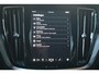 Volvo V60 2.0 T6 Plug-in hybrid AWD Essential Edition | Adaptive Cruise Control met Pilot Assist| Dodehoekdetectie| Stoelverwarming voor + achter| Stuurwielverwarming| Extra getint glas achter| RVS-geborstelde bumperbescherming|