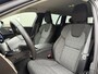 Volvo V60 2.0 T6 Plug-in hybrid AWD Essential Edition | Stuur en stoelverwarming V+A | Pilot Assist & ACC | Styling kit sideskirts |
