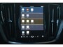 Volvo V60 2.0 T6 Plug-in hybrid AWD Essential Edition | Adaptive Cruise Control met Pilot Assist| Dodehoekdetectie| Stoelverwarming voor + achter| Stuurwielverwarming| Extra getint glas achter| RVS-geborstelde bumperbescherming|