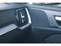 Volvo V60 2.0 T6 Plug-in hybrid AWD Essential Edition | Adaptive Cruise Control met Pilot Assist| Dodehoekdetectie| Stoelverwarming voor + achter| Stuurwielverwarming| Extra getint glas achter| RVS-geborstelde bumperbescherming|