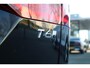 Volvo V60 2.0 T6 Plug-in hybrid AWD Essential Edition | Adaptive Cruise Control met Pilot Assist| Dodehoekdetectie| Stoelverwarming voor + achter| Stuurwielverwarming| Extra getint glas achter| RVS-geborstelde bumperbescherming|