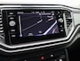 Volkswagen T-Roc 1.5 TSI Sport Business R | R-Line In & Exterieur | 150 PK | Automaat | Digital Cockpit PRO | Stoelverwarming | Trekhaak Afneembaar | Navigatie |