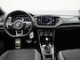 Volkswagen T-Roc 1.5 TSI Sport Business R | R-Line In & Exterieur | 150 PK | Automaat | Digital Cockpit PRO | Stoelverwarming | Trekhaak Afneembaar | Navigatie |