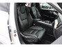 Volvo XC60 T8 Automaat Twin Engine AWD Inscription | Head-Up | Pano-dak | Trekhaak | Verw. stoel & stuurwiel | 21" LMV