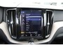 Volvo XC60 T8 Automaat Twin Engine AWD Inscription | Head-Up | Pano-dak | Trekhaak | Verw. stoel & stuurwiel | 21" LMV